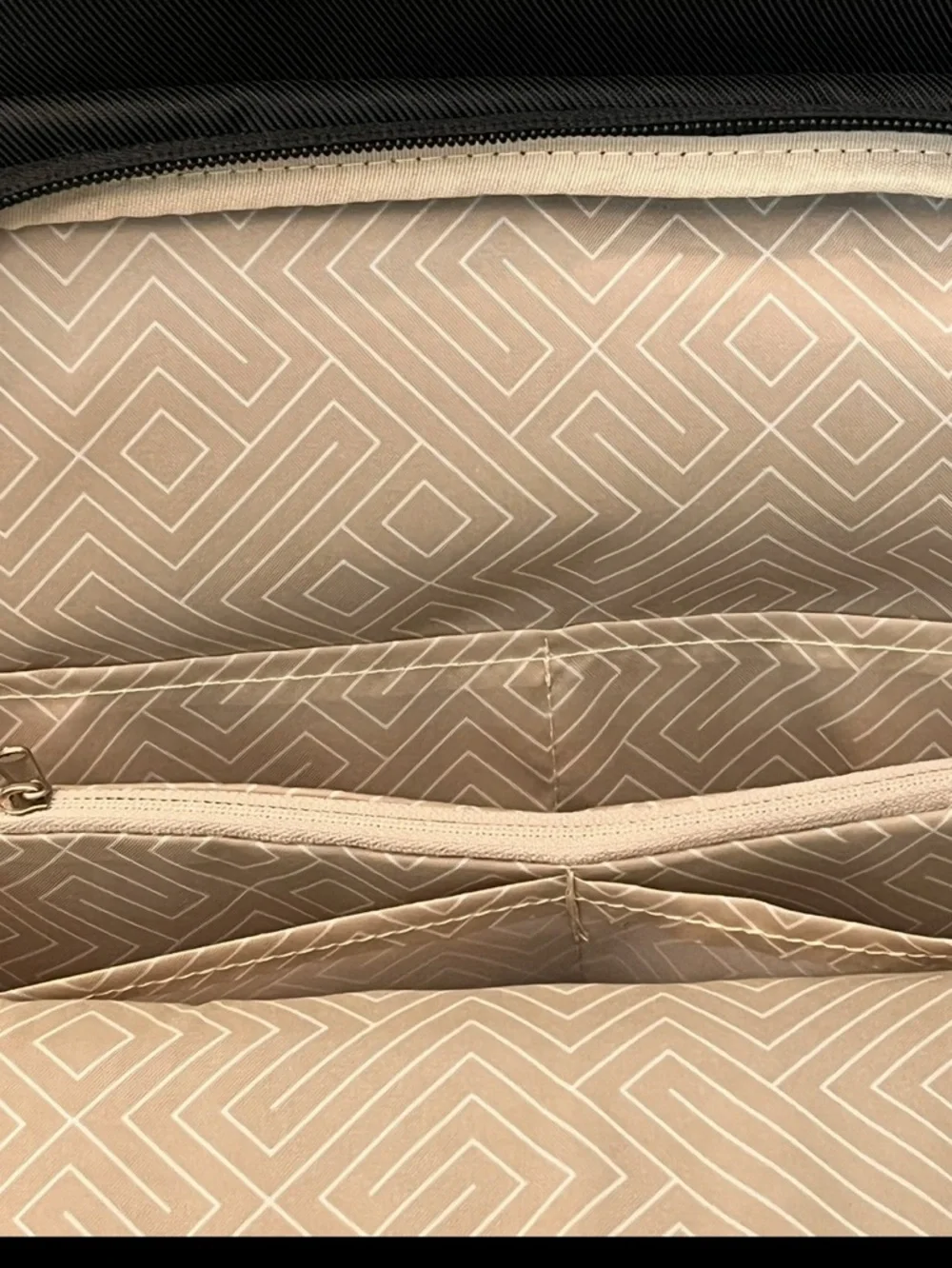 High Sierra: Laptop Backpack w/ USB Connectivity & Adjustable Straps